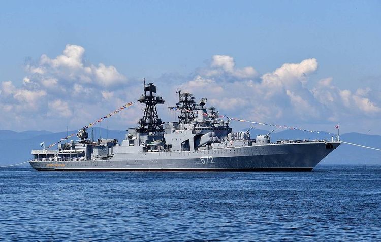Russian warship stops US destroyer from violating Russia’s border