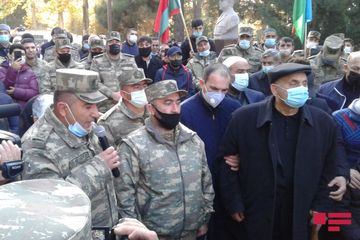 Şəhid polkovnik Babək Səmidli dəfn olunub - YENİLƏNİB - FOTO