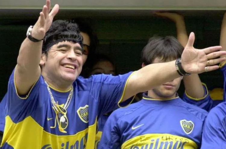 Maradonanın ölümünə görə “Boka Xuniors”un oyunları təxirə salınıb