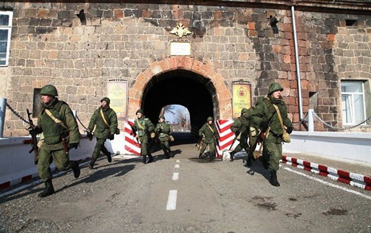 Ermənistandakı hərbi bazada Rusiya hərbçisinin cəsədi tapılıb