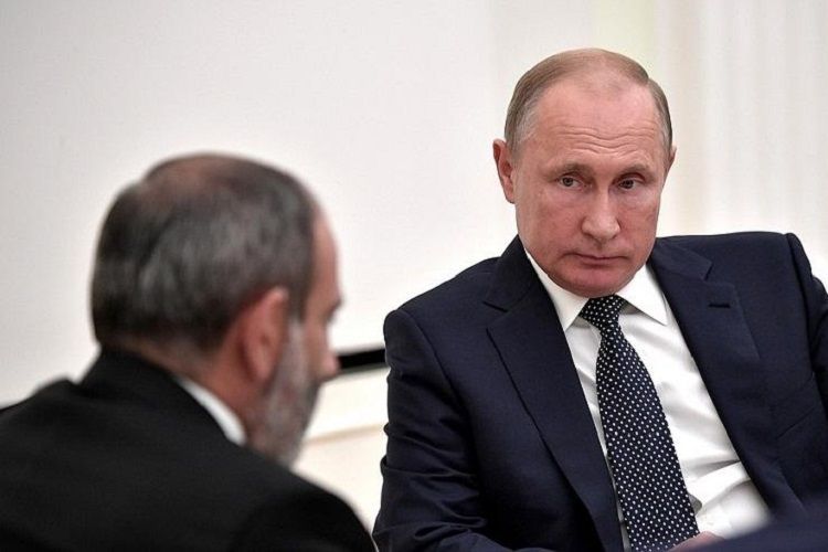 Пашинян заявил, что дважды за час переговорил по телефону с Путиным