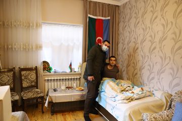 "Avrora Qrup" Qızıl Aypara Cəmiyyəti ilə birlikdə hərbi xidmətdə olan əsgərlərin ailələrinə yardım edib - FOTO