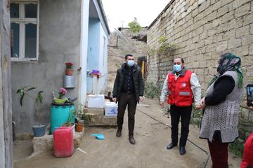 "Avrora Qrup" Qızıl Aypara Cəmiyyəti ilə birlikdə hərbi xidmətdə olan əsgərlərin ailələrinə yardım edib - FOTO