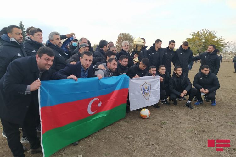 «Карабах» символически поиграл в футбол через 27 лет в Агдаме