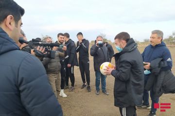 “Qarabağ” 27 ildən sonra Ağdamda simvolik futbol oynayıb