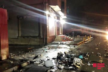 Bakıda avtomobil marketə çırpılıb, üç tibb işçisi ölüb - FOTO