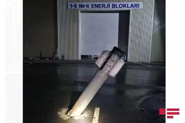 Одна из выпущенных ВС Армении ракет упала перед Мингячевирской ТЭС  - ФОТО - ВИДЕО