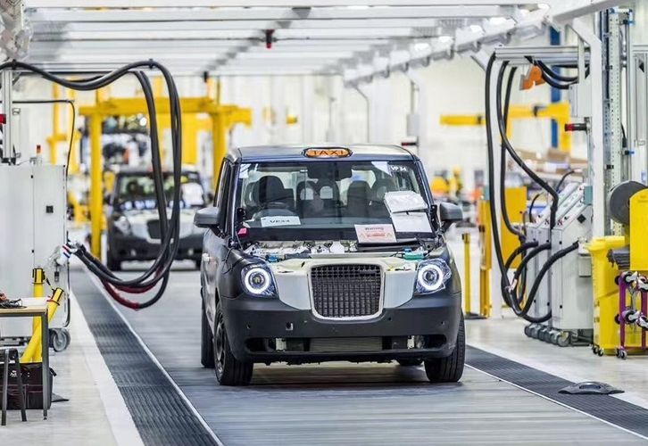 Böyük Britaniyada avtomobil satışları 20 illik minimuma enib