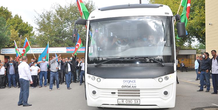 Dövlət Xidməti: Çağırışçıların müddətli həqiqi hərbi xidmətə yola salınması davam edir