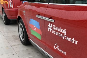 "Baku Taksi" avtomobilləri Azərbaycan bayrağı ilə bəzədilib - FOTO