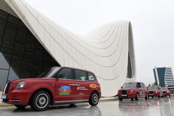 "Baku Taksi" avtomobilləri Azərbaycan bayrağı ilə bəzədilib - FOTO