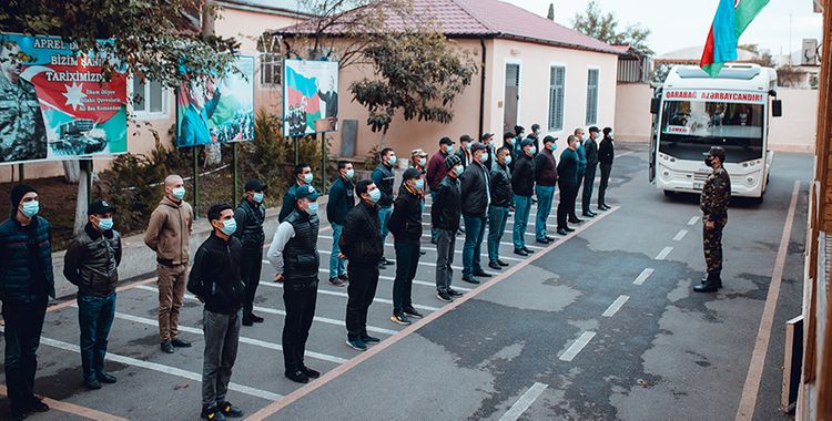 Dövlət Xidməti: Müddətli həqiqi hərbi xidmətə çağırış davam edir