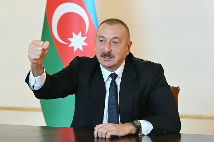 Президент Ильхам Алиев: Никакая сила в мире не сможет заставить нас свернуть со своего пути