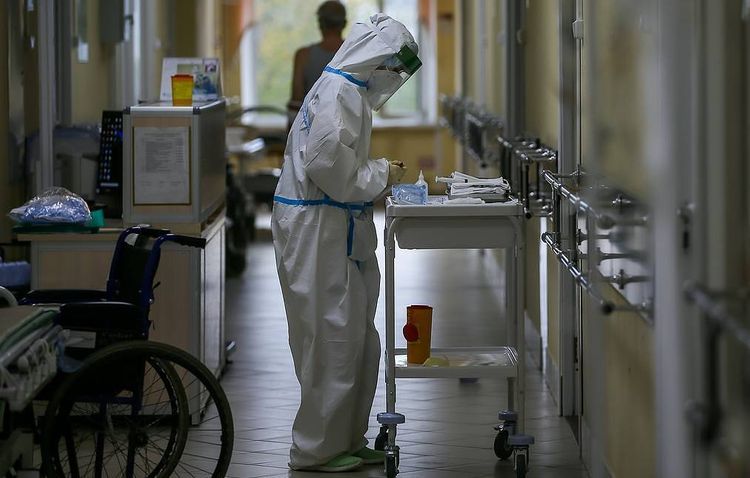 Moscow reports 35 coronavirus deaths in past day — crisis center
