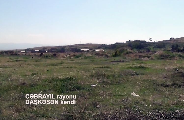 Минобороны распространило кадры освобожденного от оккупации села Дашкесан Джабраильского района - ВИДЕО
