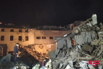 Ermənilərin Gəncəyə raket atəşi nəticəsində 5 dinc sakin ölüb, 28 yaralı var - FOTO - VİDEO - YENİLƏNİB
