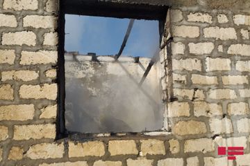 Ermənilərin Ağdama atdığı mərmi yaşayış evinə düşüb - FOTO