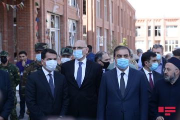 Xarici diplomatlar erməni işğalçılarının Gəncədə törətdiyi cinayətləri öz gözləri ilə görüblər - YENİLƏNİB - FOTOLAR