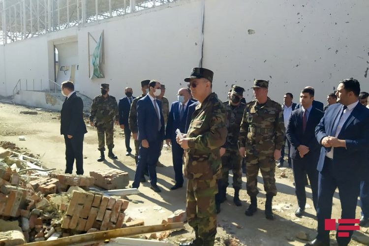 Azerbaijani Minister of Emergency Situations inspected territories hit by Armenian missiles in Ganja
