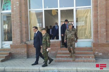 Kəmaləddin Heydərov Gəncədə ermənilərin raket zərbələri endirdiyi ərazilərə baxış keçirib