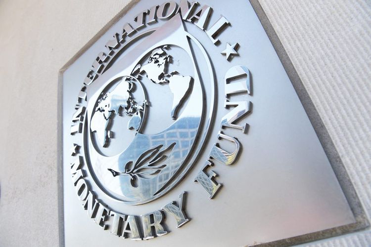 МВФ: Экономика Азербайджана будет одной из наименее пострадавших среди стран-экспортеров нефти
