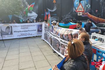 Azerbaijanis living in Britain hold protest rally in front of Amnesty International building - PHOTO
