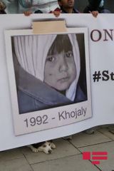 Azerbaijanis living in Britain hold protest rally in front of Amnesty International building - PHOTO