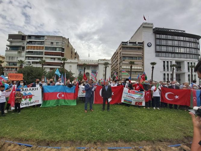 В Измире проведена акция в поддержку Азербайджана 