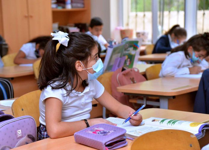 Azerbaijan declares holiday in all educational institutions and kindergartens