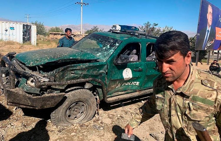 Не менее 10 человек погибли при взрыве у штаба полиции в Афганистане