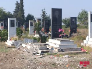 Ermənilərin atdığı top və raket mərmiləri Ağdam və Tərtərin kənd məzarlıqlarını dağıdıb - FOTO