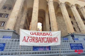 Rally in support to Azerbaijan held in front of parliament building in Tbilisi - PHOTOSESSION