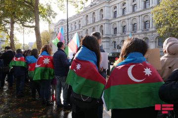 Londonda “Erməni təcavüzünə son” şüarı ilə aksiya keçirilib - VİDEO