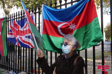 Londonda “Erməni təcavüzünə son” şüarı ilə aksiya keçirilib - VİDEO