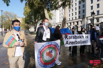 Londonda “Erməni təcavüzünə son” şüarı ilə aksiya keçirilib - VİDEO