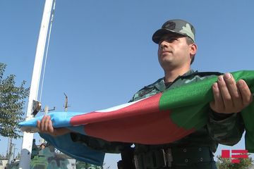 Ermənistanın işğalından azad edilmiş daha dörd sərhəd zastavası üzərində Azərbaycanın dövlət bayrağı ucaldılıb - VİDEO