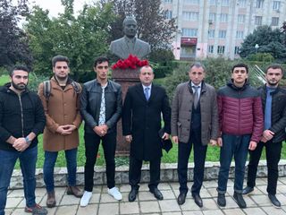 Milli Məclisinin deputatları Prezident seçkilərini müşahidə etmək üçün Moldovada səfərdədirlər