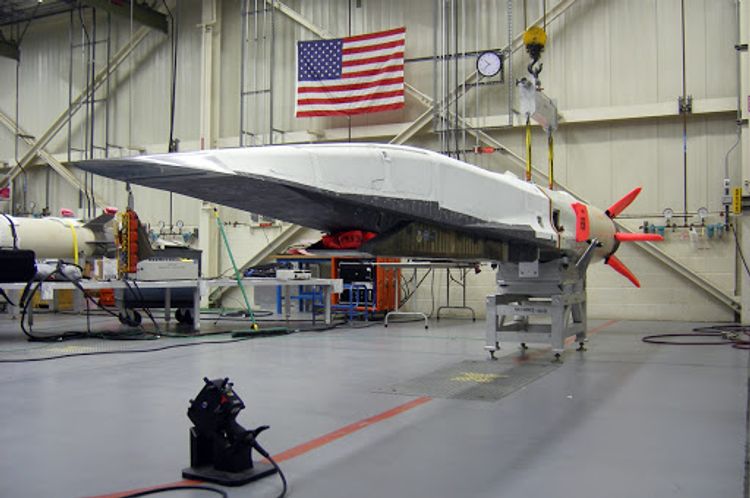 США успешно испытали прототипов гиперзвуковых крылатых ракет