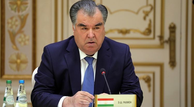 Hakim partiya Emoməli Rahmonun prezidentliyə namizədliyini rəsmən irəli sürüb