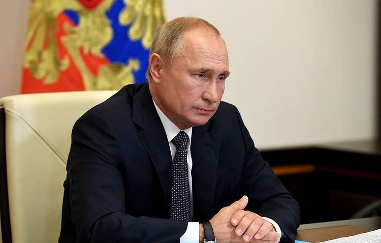Putin says economic situation in Moscow is very favorable