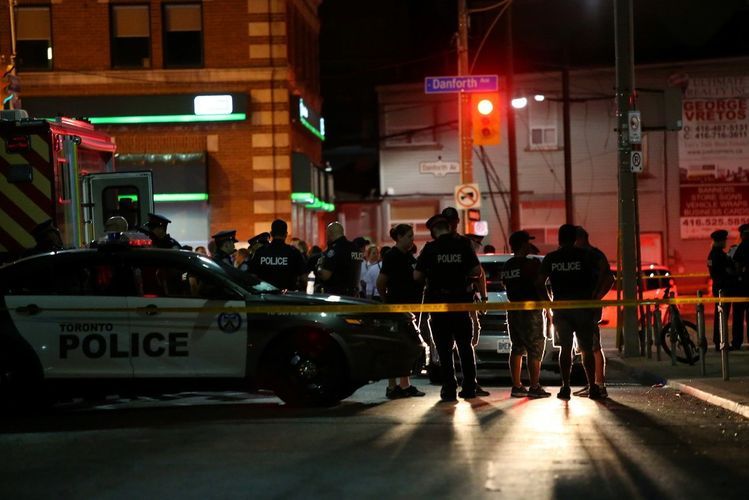 В Торонто произошла стрельба в жилом доме: 5 человек погибли, один получил ранения  