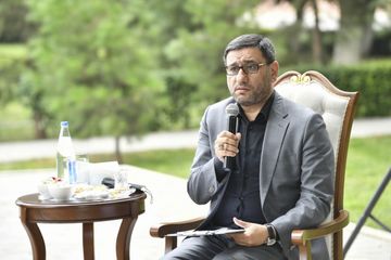 Azərbaycan Prezidentinin köməkçisi din xadimləri ilə Gəncədə görüş keçirib