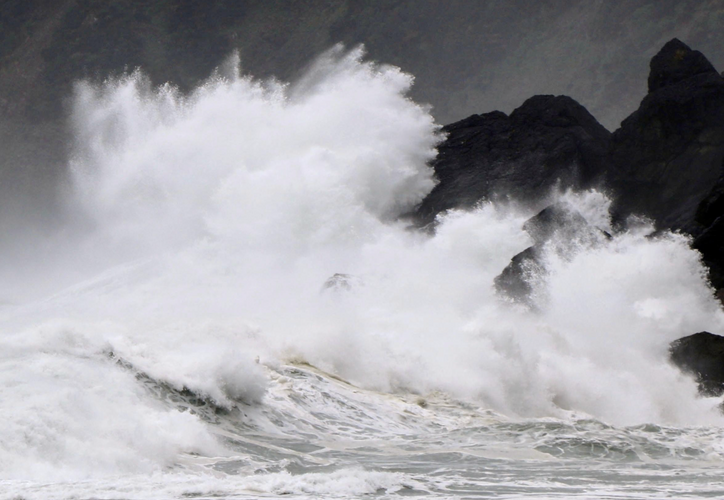 Typhoon Haishen closes in as Japan braces for record wind, rain