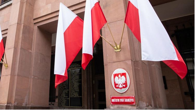 МИД Польши опроверг данные о телефонном разговоре между Варшавой и Берлином о Навальном