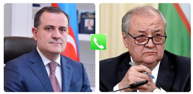 Azerbaijan and Uzbekistan FMs hold phone conversation