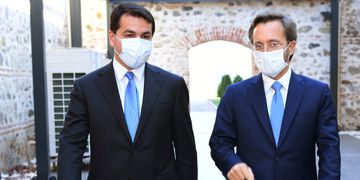 Hikmət Hacıyev Türkiyədə Fəxrəddin Altunla görüşüb