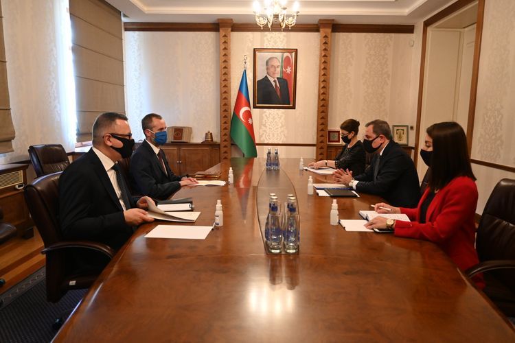 Джейхун Байрамов принял посла Польши в Азербайджане