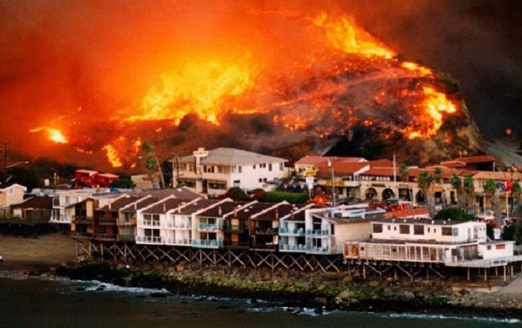 Kaliforniyada meşə yanğınları 3959 evi yararsız hala salıb, 14 nəfər tüstüdən zəhərlənib