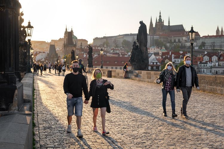Czech Republic to make it compulsory to wear a face mask indoors in public place