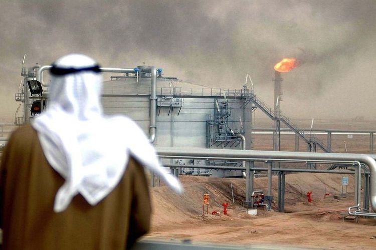 Saudi Arabia to keep pumping despite fall in crude prices